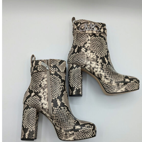 Michael Kors | Parker Faux Leather Platform Boot | Size 8M - Picture 5 of 11